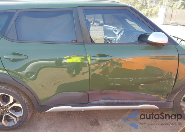 KNDJ23AU5L7039051: 43309364