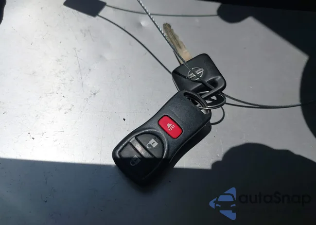 3N1BC13E28L350325: 43309383