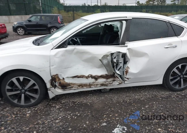 1N4AL3AP1JC256761: 43309547