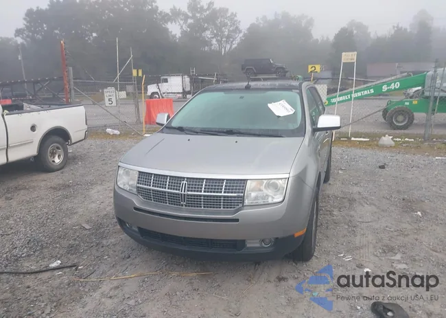 2LMDU68C58BJ17543: 43309593