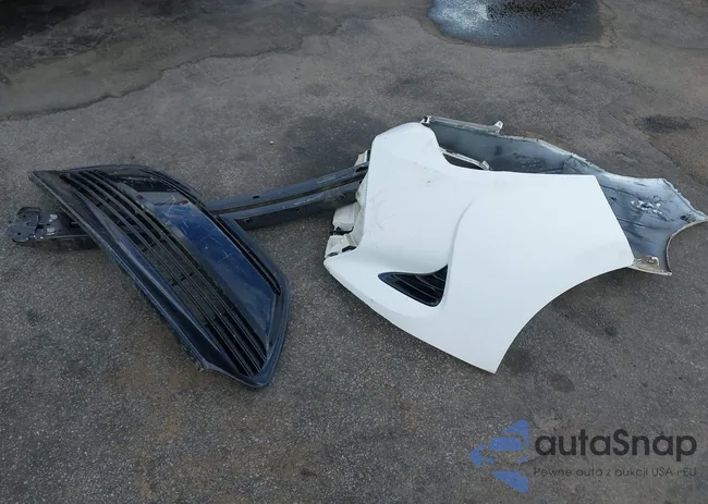 2T1BURHE9HC835467: 43309631