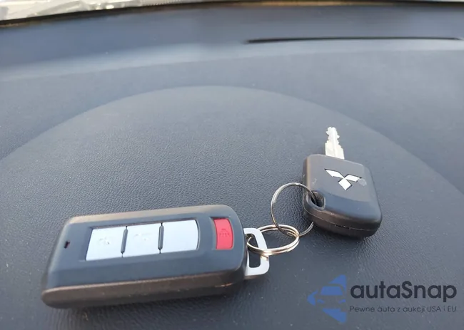 JA4APVAU4MU030836: 43310773