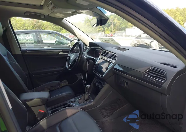 3VV4B7AX5KM098427: 43310851