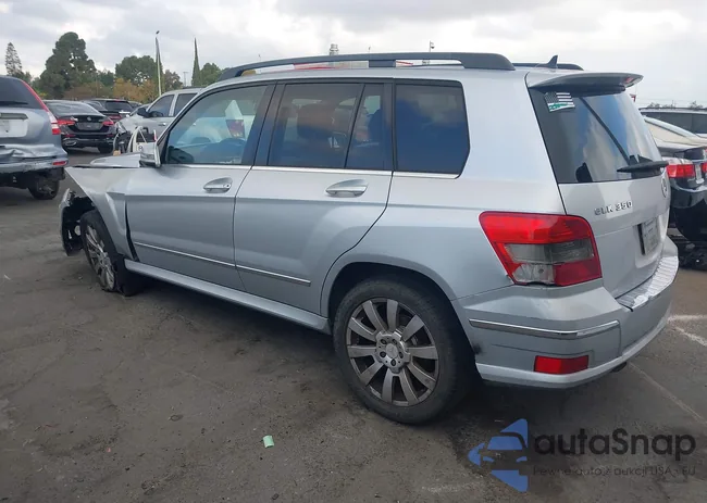 WDCGG8HB2BF623709: 43310878