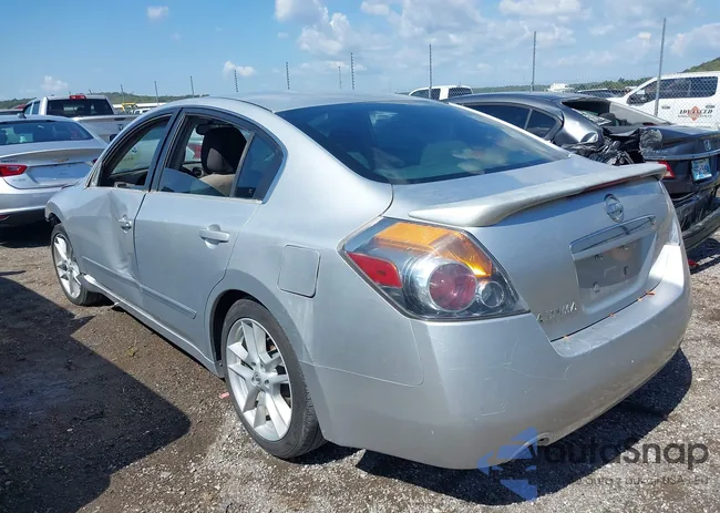 1N4AL21E89N442368: 43310959