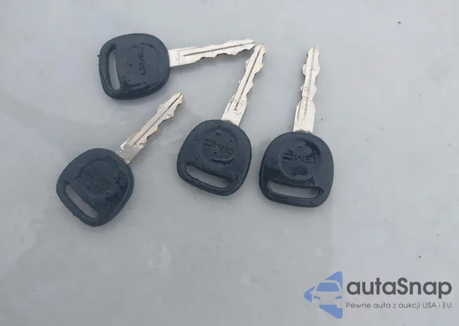 1GKFK16P83J279647: 43310997