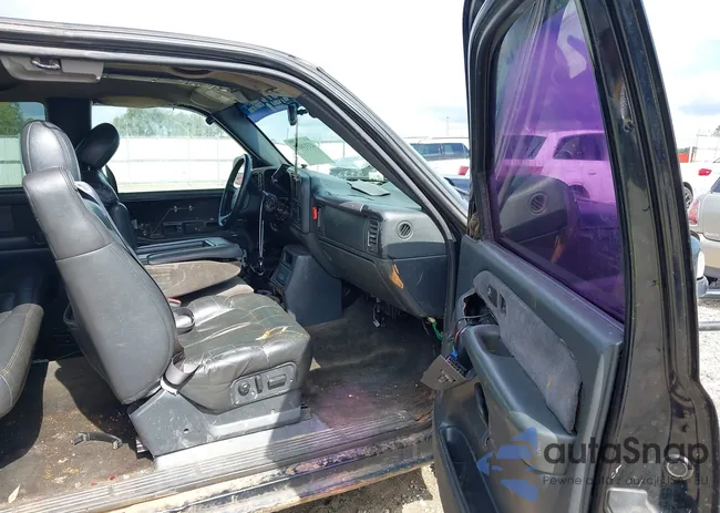 1GCEK19T7YE271302: 43311017