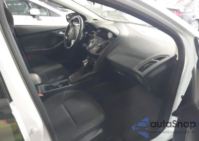 1FADP3F23GL341043: 43311042