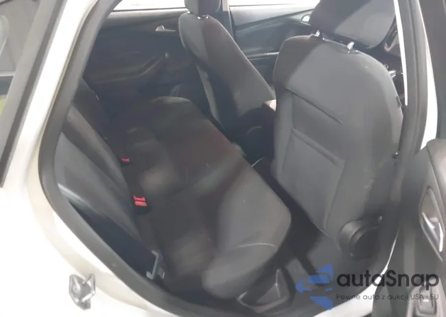 1FADP3F23GL341043: 43311042