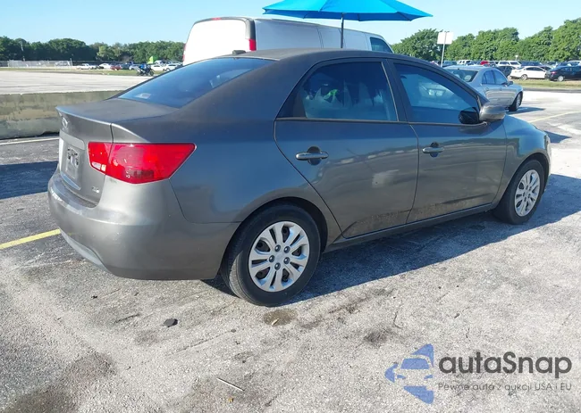 KNAFU4A28D5705401: 43311044