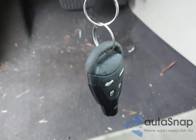 YS3FB49Y391003561: 43311263