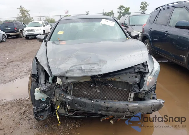 1HGCP3F81BA024670: 43311269