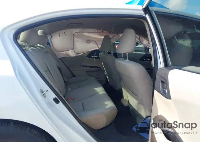 1HGCR2F37HA051132: 43311273