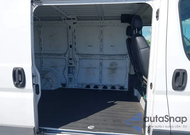 3C6TRVAG2LE138315: 43311292