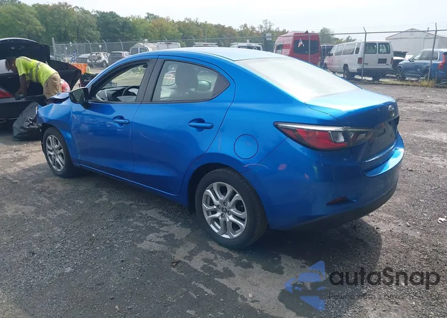 3MYDLBYV2HY168522: 43310395