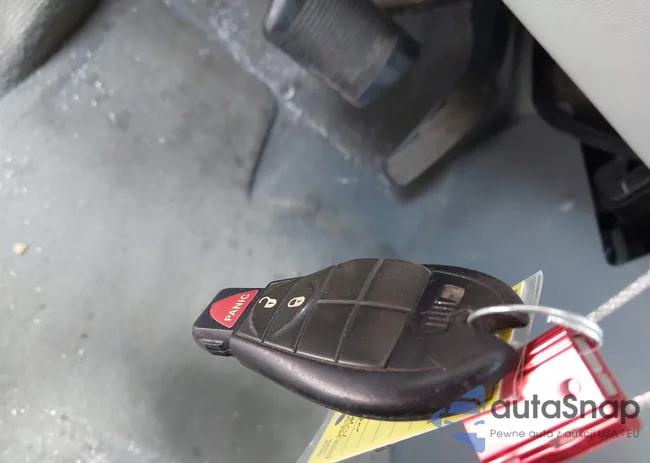 2A8HR44H08R721137: 43310565