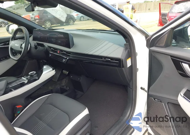 KNDC4DLC8R5189396: 43310628