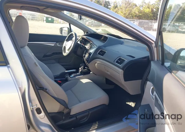 2HGFB2F83EH524924: 43310631