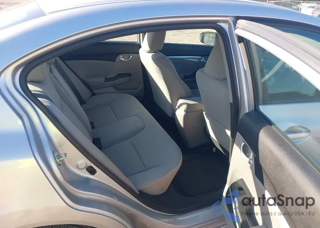 2HGFB2F83EH524924: 43310631