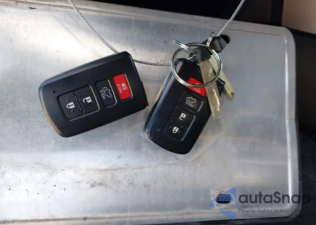 JTMWFREV2JD132897: 43310664