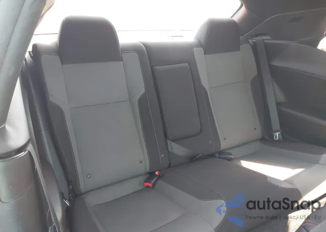 2C3CDZAG6GH137763: 43310704