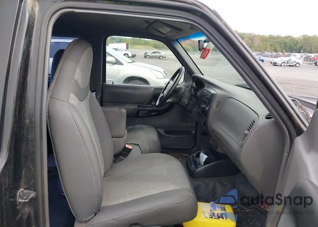 1FTYR14UX1TA19831: 43310748