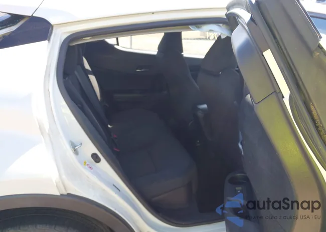 NMTKHMBXXJR020661: 43311781