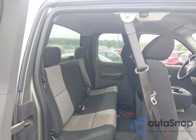 1GCEK19068E199370: 43312221