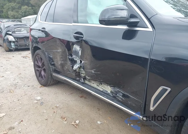 5UXCR6C03M9E34529: 43311407