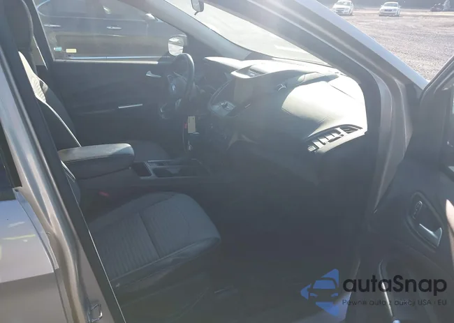 1FMCU9GD6HUE00854: 43311417