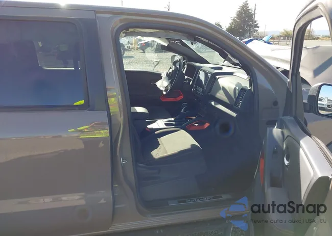 1N6ED1EK2PN642367: 43311424