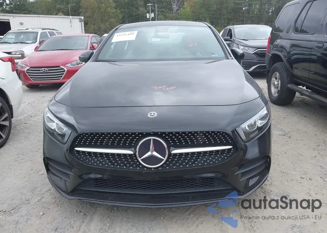 WDD3G4EB9KW026872: 43311449