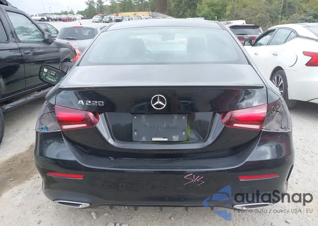 WDD3G4EB9KW026872: 43311449