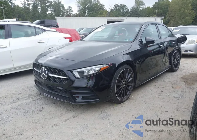 WDD3G4EB9KW026872: 43311449