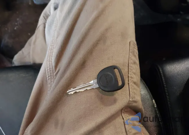 1GKS2AE09DR228053: 43311520