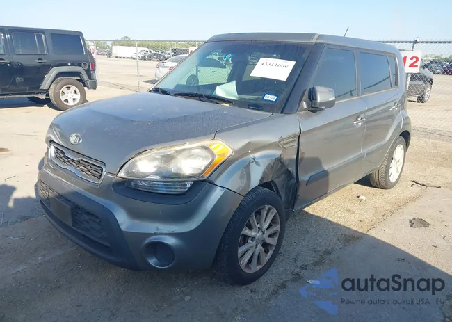 KNDJT2A68C7386639: 43311600