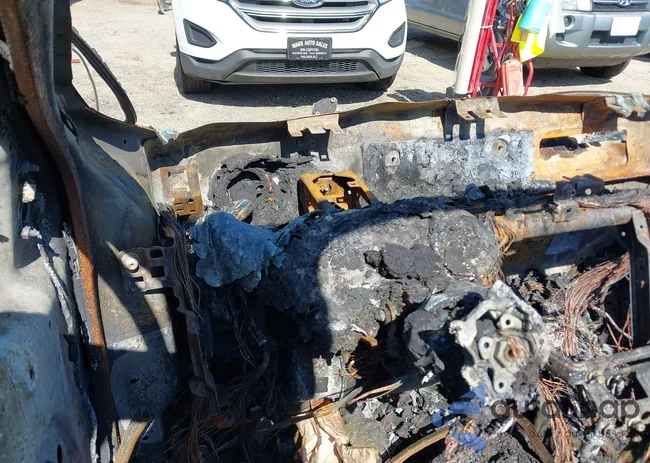 3C4NJCBB0JT134207: 43312799