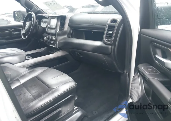 1C6SRFET8LN280141: 43312827