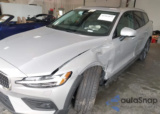 YV4L12WK1S2149939: 43312872