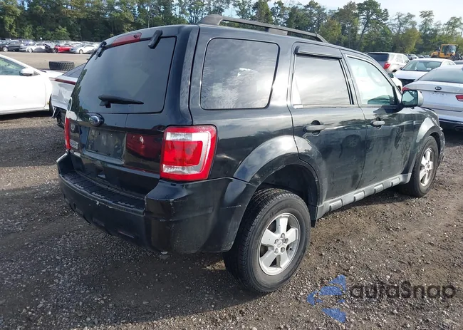 1FMCU9D74AKB88875: 43312877