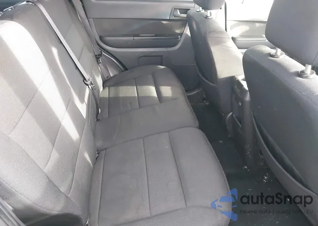 1FMCU9D74AKB88875: 43312877