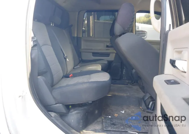 3C6UD5DLXCG111167: 43312955