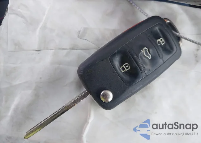 WVWHD7AJ3AW243727: 43313018