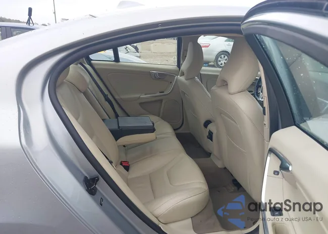 YV1612FS3D2187363: 43313035