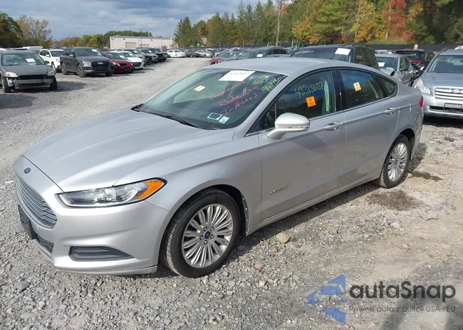 3FA6P0LUXDR115933: 43313037