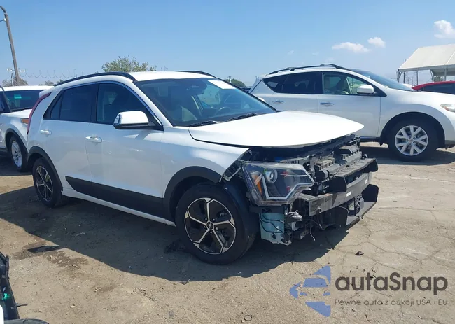 KNDCR3LE7P5053688: 43313069