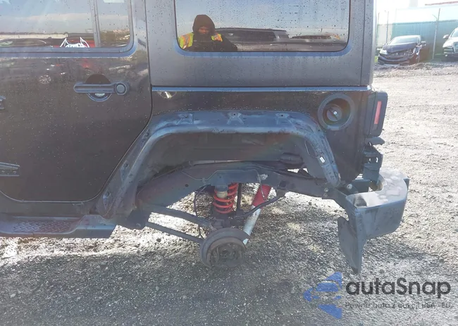 1C4HJWDGXFL701386: 43313146