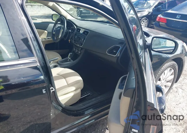 1C3CCBBB3EN178675: 43313164