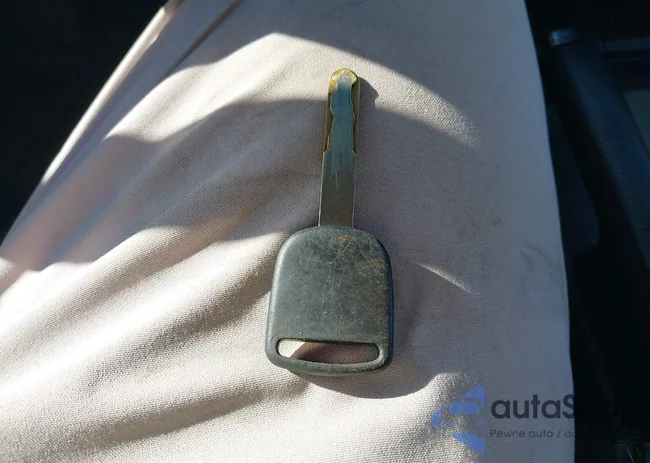 1HGCP2F64BA016331: 43313211