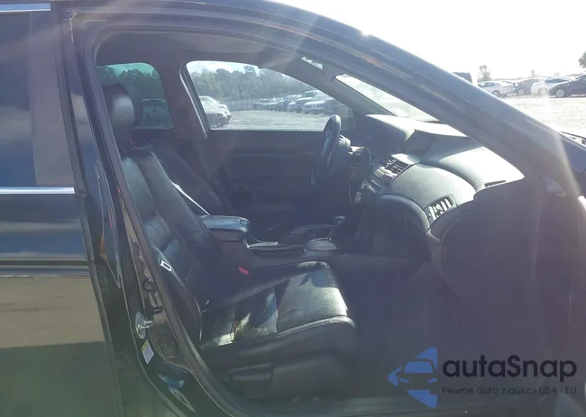 1HGCP2F64BA016331: 43313211